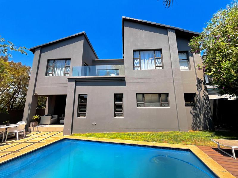 5 Bedroom Property for Sale in Stone River Estate Gauteng