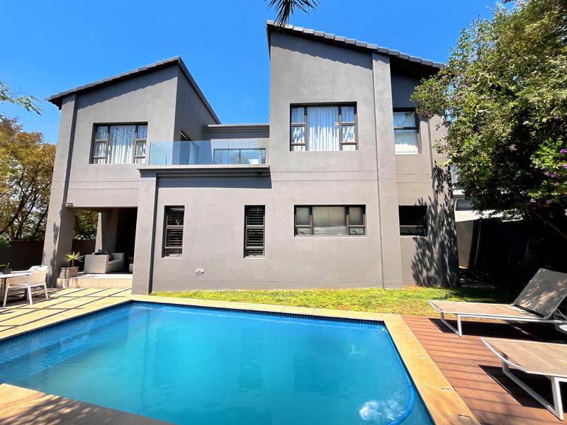 5 Bedroom Property for Sale in Stone River Estate Gauteng