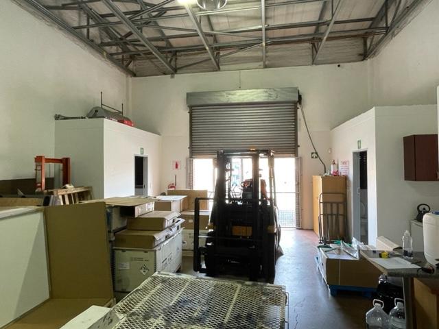 To Let commercial Property for Rent in Hennops Park Industrial Gauteng