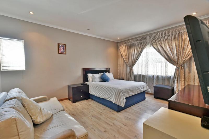 3 Bedroom Property for Sale in Brackenhurst Gauteng