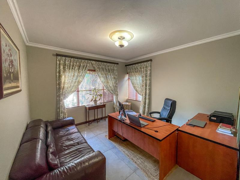 4 Bedroom Property for Sale in Midstream Estate Gauteng