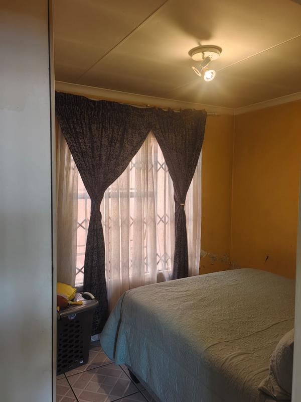 2 Bedroom Property for Sale in Devland Gauteng