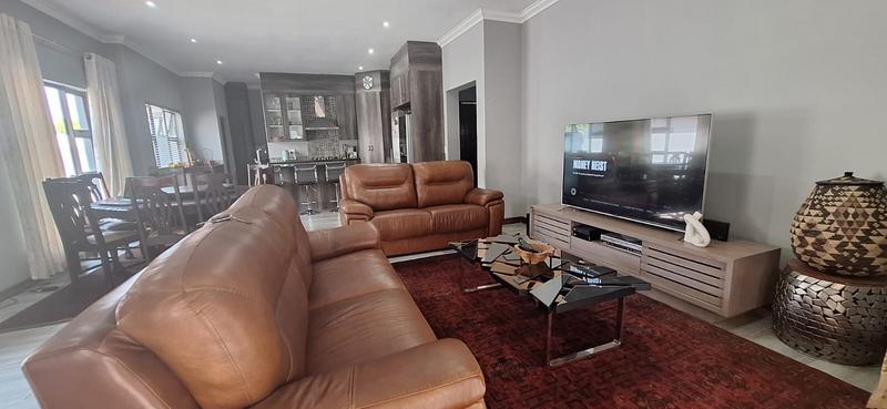 3 Bedroom Property for Sale in Midstream Ridge Gauteng