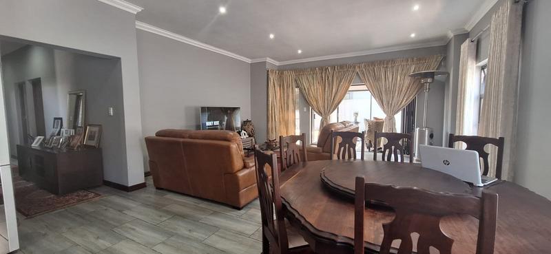 3 Bedroom Property for Sale in Midstream Ridge Gauteng