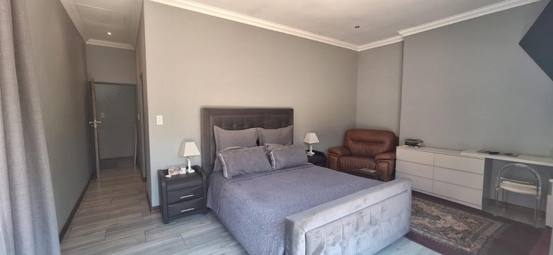3 Bedroom Property for Sale in Midstream Ridge Gauteng