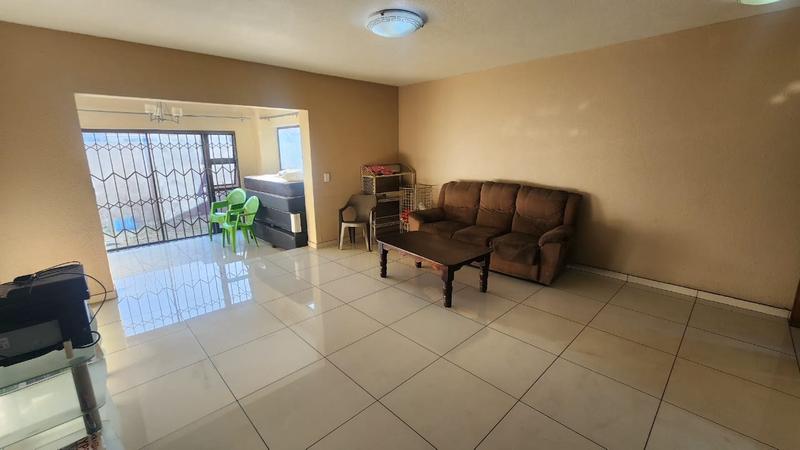 3 Bedroom Property for Sale in New Market Gauteng