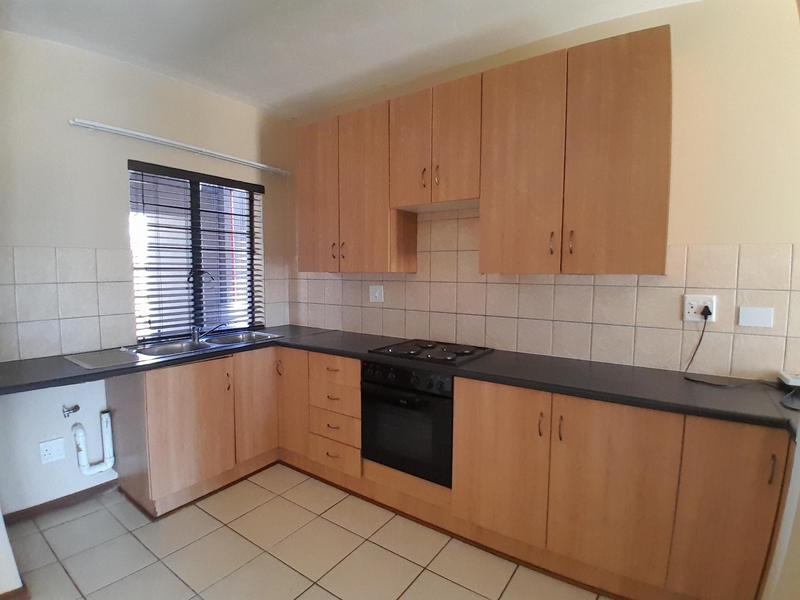 To Let 2 Bedroom Property for Rent in Eldo Lakes Estate Gauteng