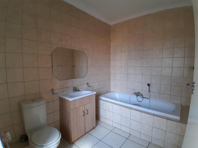 To Let 2 Bedroom Property for Rent in Eldo Lakes Estate Gauteng