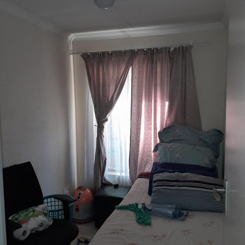 2 Bedroom Property for Sale in Olievenhoutbosch Gauteng