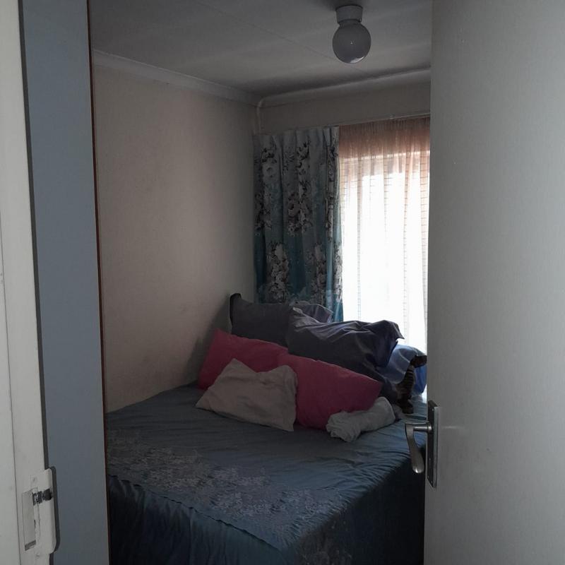 2 Bedroom Property for Sale in Olievenhoutbosch Gauteng