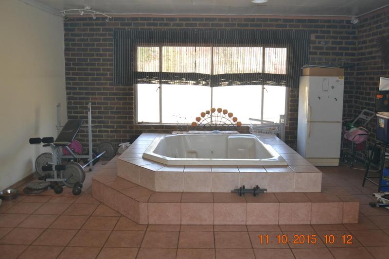 3 Bedroom Property for Sale in Petersfield Gauteng