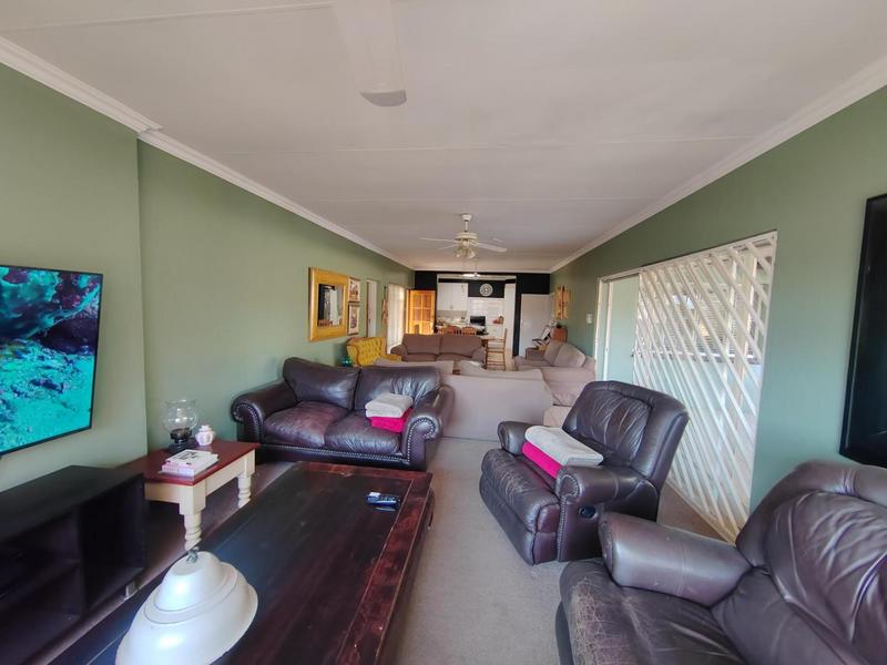 4 Bedroom Property for Sale in Florauna Gauteng