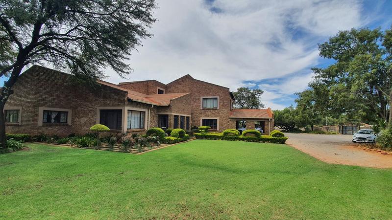 9 Bedroom Property for Sale in Heatherdale AH Gauteng