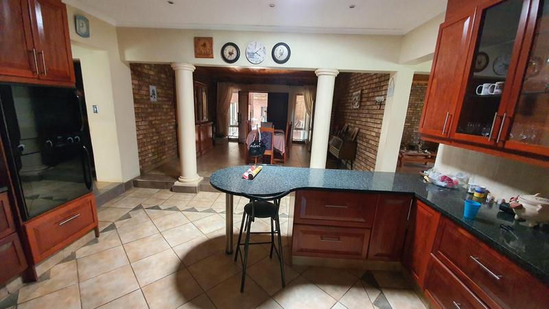 9 Bedroom Property for Sale in Heatherdale AH Gauteng