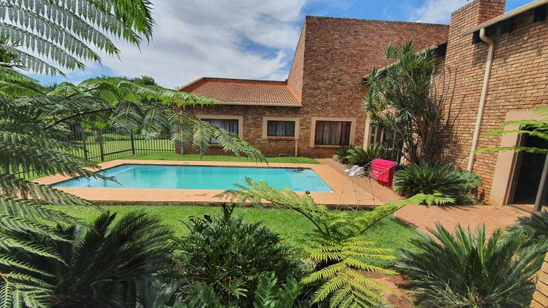 9 Bedroom Property for Sale in Heatherdale AH Gauteng