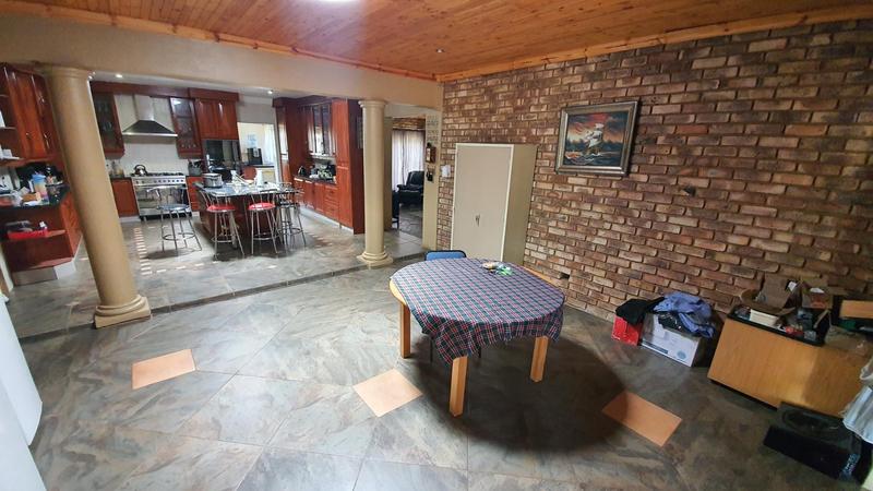 9 Bedroom Property for Sale in Heatherdale AH Gauteng