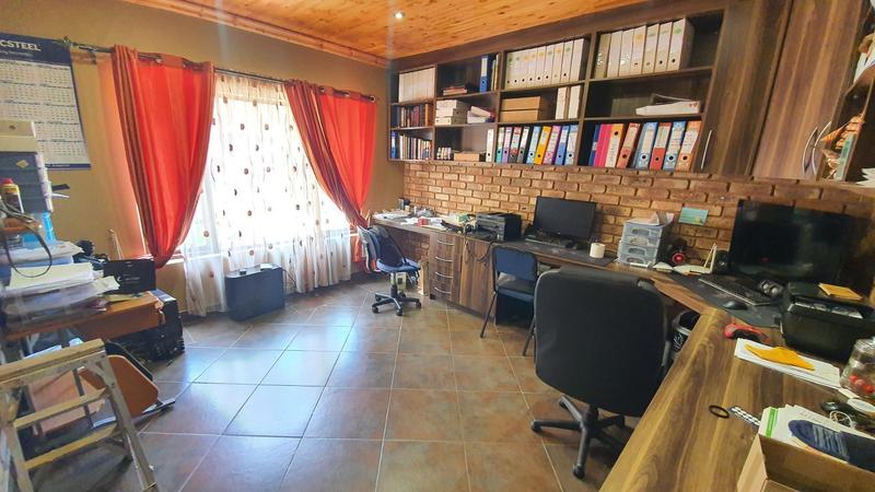 9 Bedroom Property for Sale in Heatherdale AH Gauteng