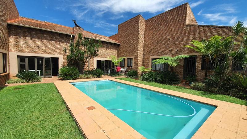 9 Bedroom Property for Sale in Heatherdale AH Gauteng