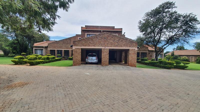 9 Bedroom Property for Sale in Heatherdale AH Gauteng