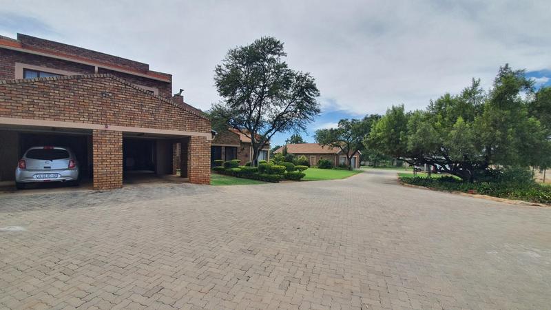 9 Bedroom Property for Sale in Heatherdale AH Gauteng