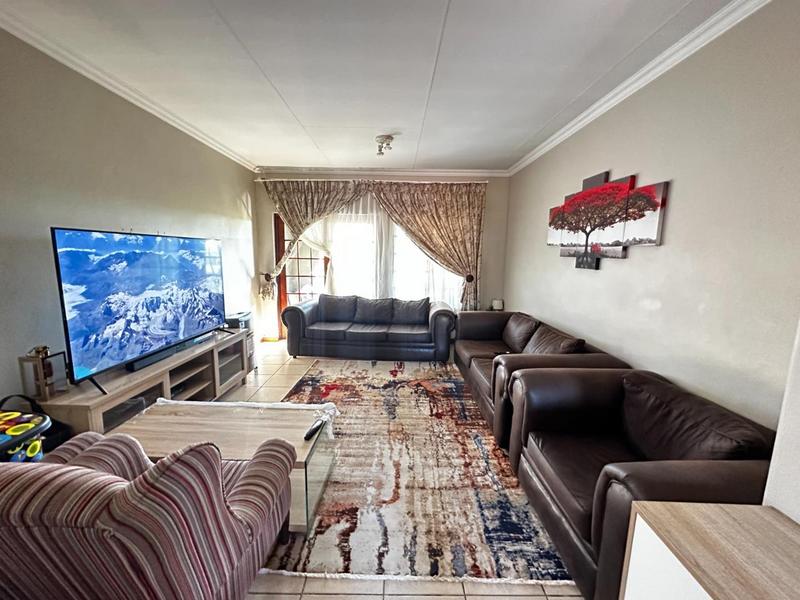 2 Bedroom Property for Sale in Heatherview Gauteng