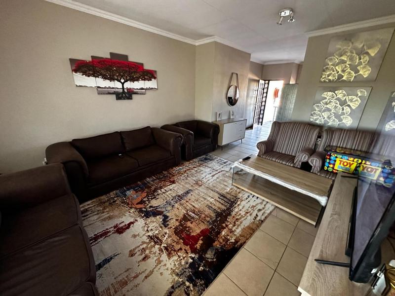 2 Bedroom Property for Sale in Heatherview Gauteng