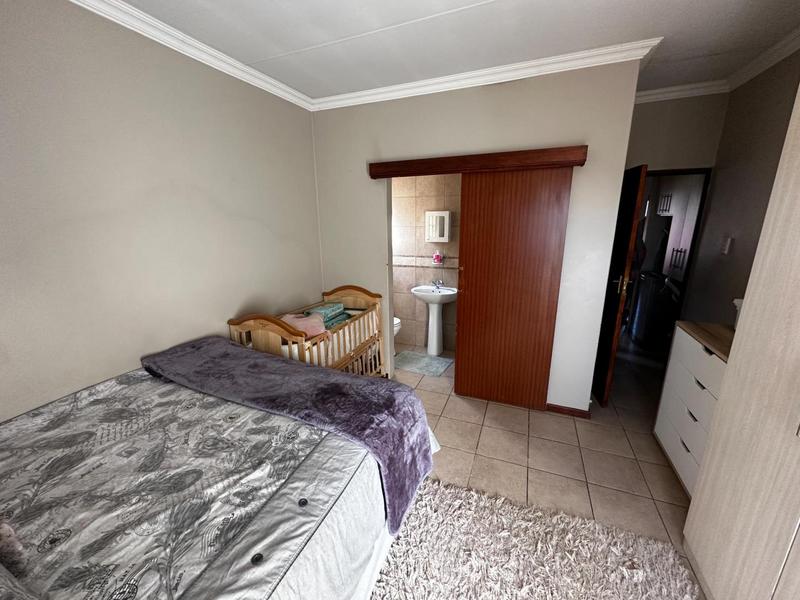 2 Bedroom Property for Sale in Heatherview Gauteng