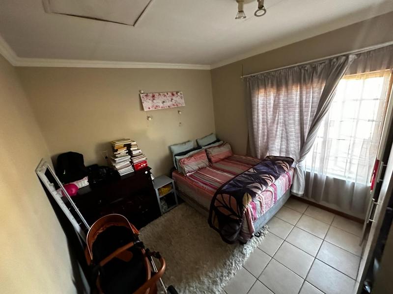 2 Bedroom Property for Sale in Heatherview Gauteng