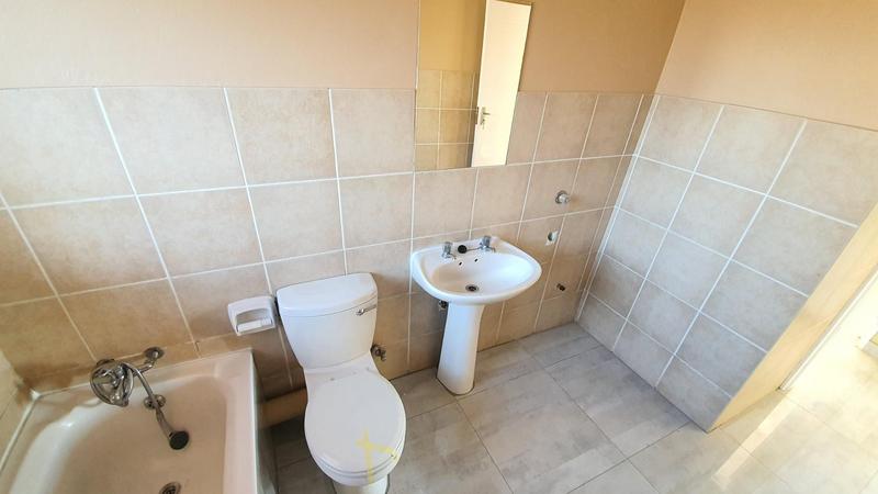 3 Bedroom Property for Sale in Karenpark Gauteng