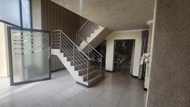 4 Bedroom Property for Sale in Montana Tuine Gauteng