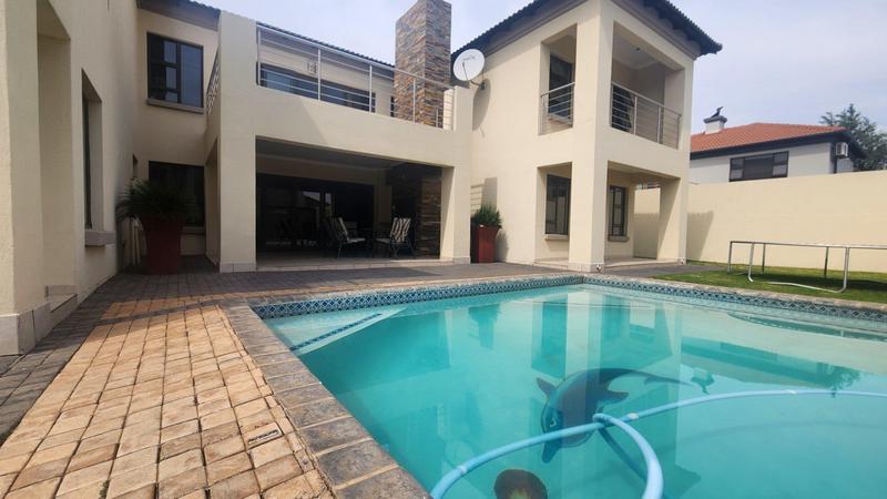 4 Bedroom Property for Sale in Montana Tuine Gauteng