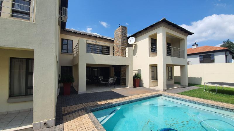 4 Bedroom Property for Sale in Montana Tuine Gauteng