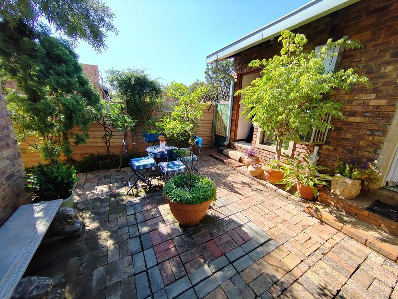 4 Bedroom Property for Sale in Ninapark Gauteng