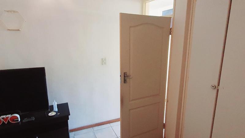 1 Bedroom Property for Sale in Pretoria North Gauteng