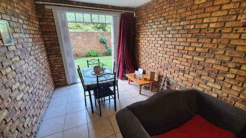 2 Bedroom Property for Sale in Pretoria North Gauteng