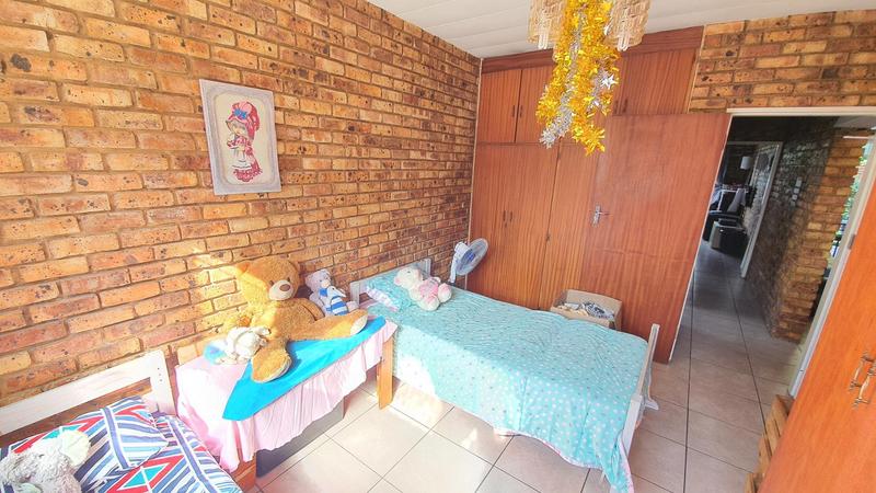 2 Bedroom Property for Sale in Pretoria North Gauteng