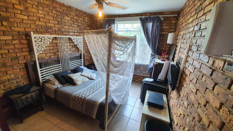 2 Bedroom Property for Sale in Pretoria North Gauteng