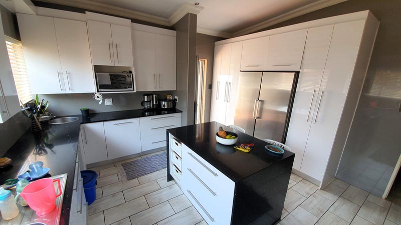 3 Bedroom Property for Sale in The Orchards Gauteng