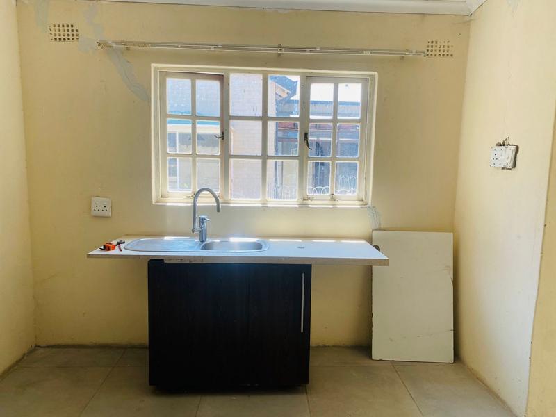 To Let 1 Bedroom Property for Rent in Kensington Gauteng