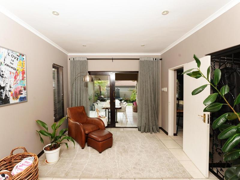 3 Bedroom Property for Sale in Lonehill Gauteng