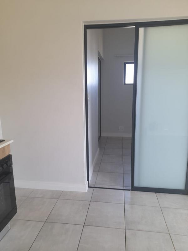 To Let 1 Bedroom Property for Rent in Linbro Park Gauteng