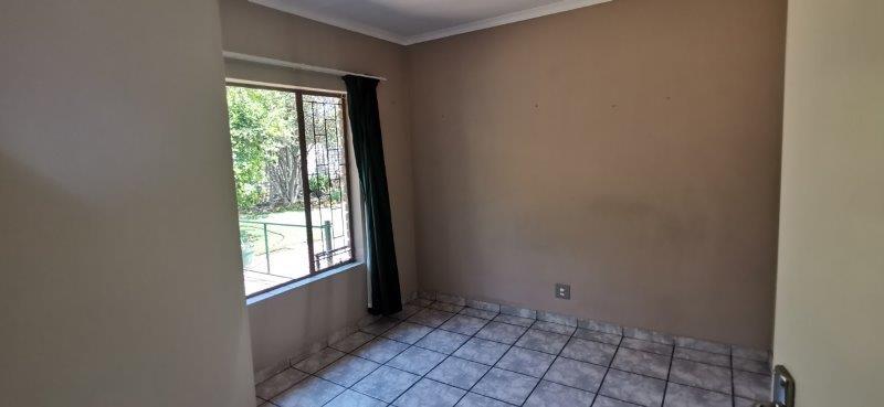 6 Bedroom Property for Sale in Wolmer Gauteng