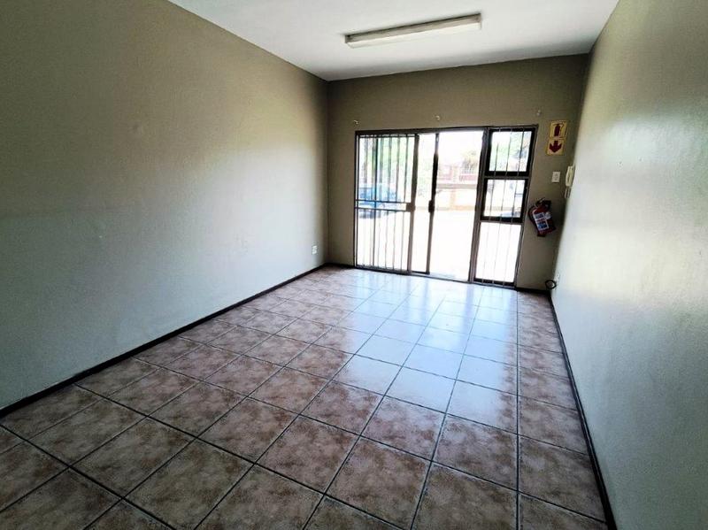 To Let commercial Property for Rent in Roodepoort Gauteng