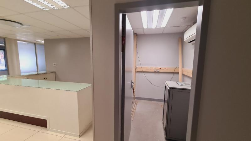 To Let commercial Property for Rent in Nieuw Muckleneuk Gauteng