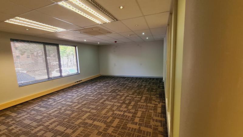 To Let commercial Property for Rent in Nieuw Muckleneuk Gauteng