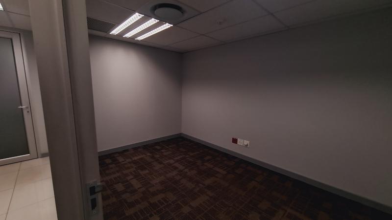 To Let commercial Property for Rent in Nieuw Muckleneuk Gauteng