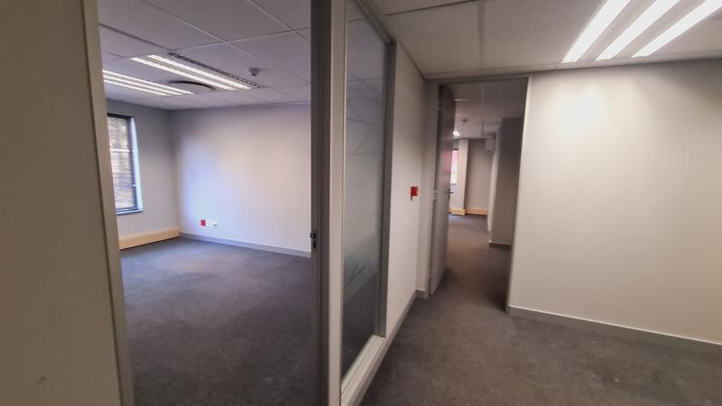 To Let commercial Property for Rent in Nieuw Muckleneuk Gauteng