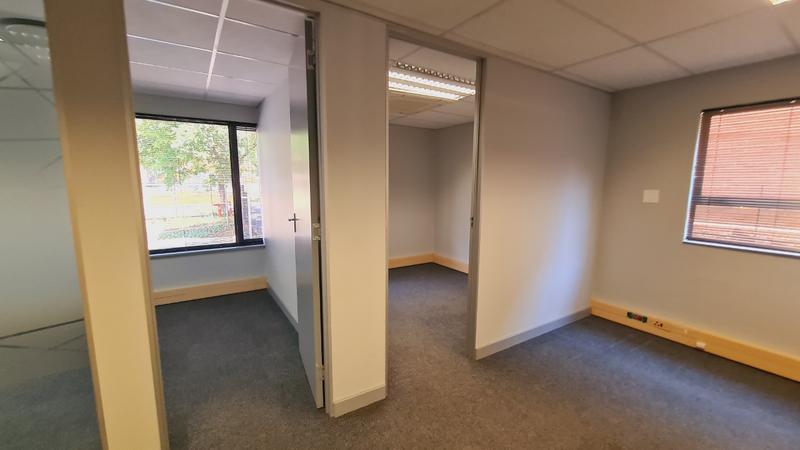 To Let commercial Property for Rent in Nieuw Muckleneuk Gauteng