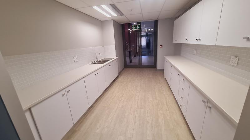 To Let commercial Property for Rent in Nieuw Muckleneuk Gauteng