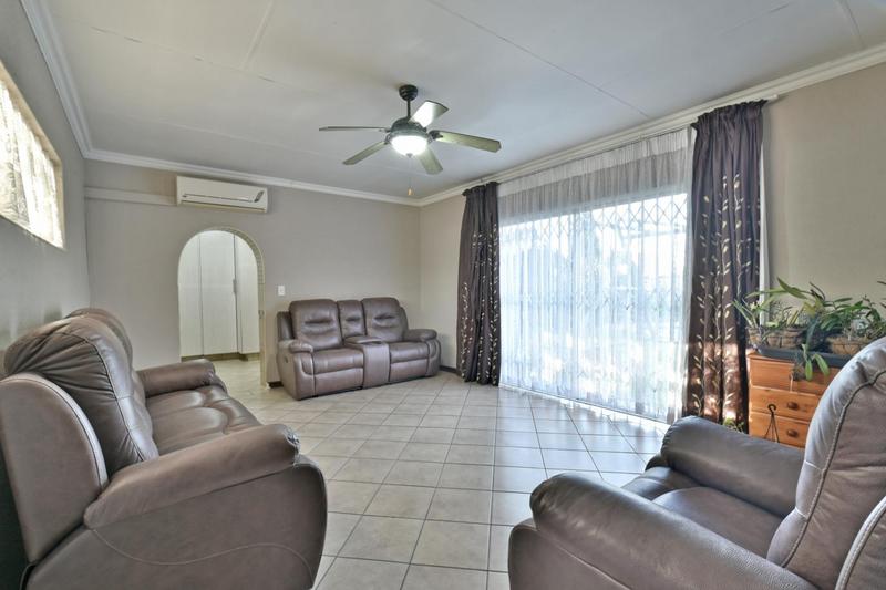 5 Bedroom Property for Sale in Mayberry Park Gauteng